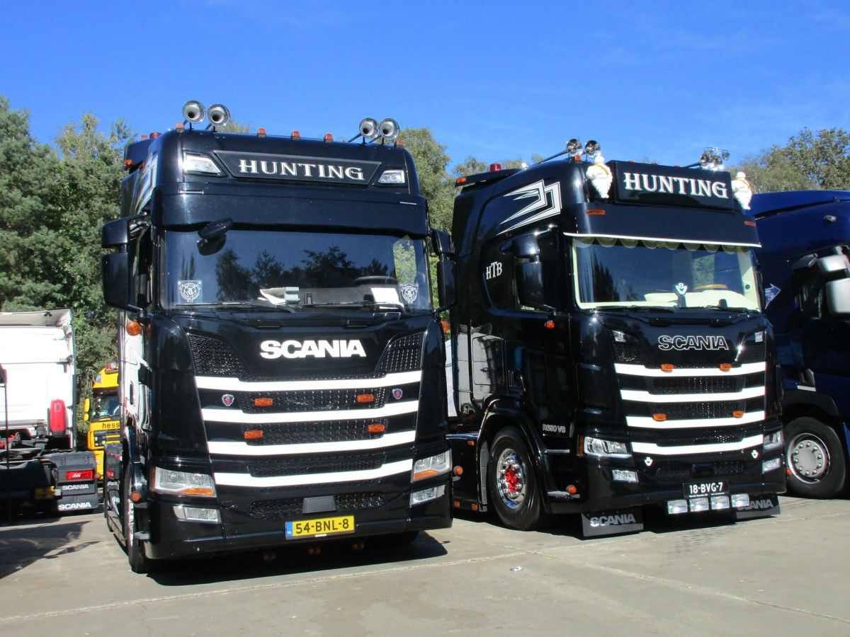No fear when these guys show up in your rear-view mirror, it’s just that family names ending on -ing or -ink are commonplace in the eastern regions of the Netherlands, [&hellip;]