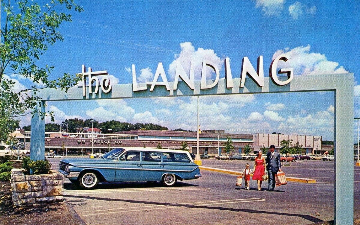 Here’s a nice bunch of postcards dating to the early days of the mall and shopping center phenomenon. Understandably, some of these establishments are no more while some remain. But [&hellip;]