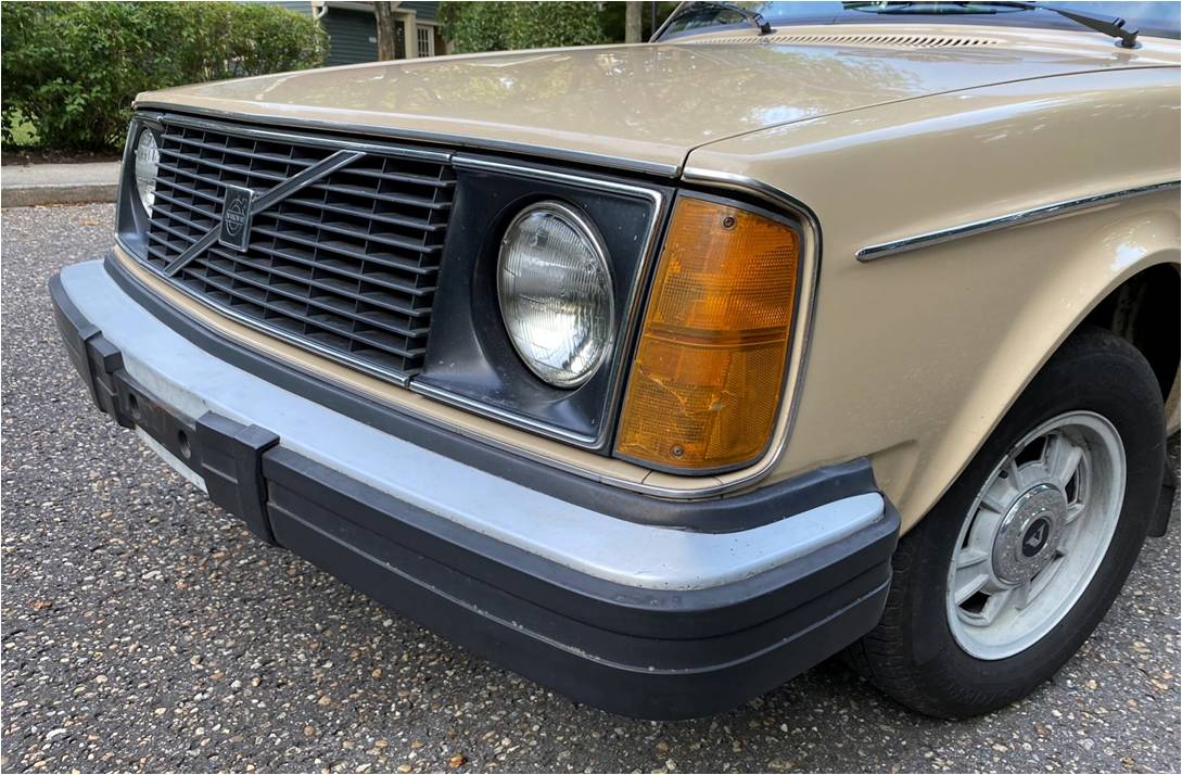 During my first several months at Volvo, I put quite a few miles on the ’74 Audi Fox, considering that my commute alone added roughly 500 miles each week. By [&hellip;]