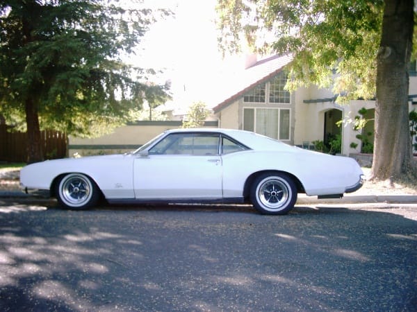 COAL: Hobby Car Of A Lifetime #4 — 1966 Riviera Part 1 — Clackety Clack, Don’t Talk Back! 1966 Buick Riviera. Backsliding, poor decisions, and good money thrown after bad… Lots of good money thrown after bad! But even with all that, I truly loved this car!