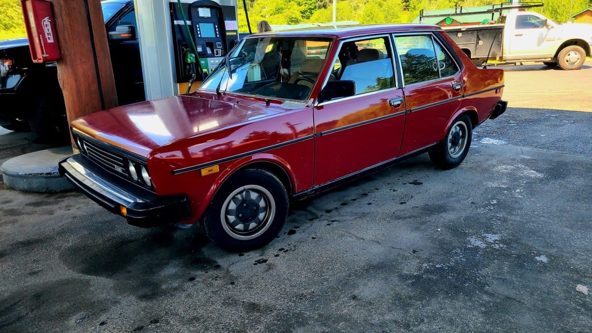 shot and posted at the CC Cohort by Ralf K (Don Kincl) When was the last time you saw a Fiat Brava (131) at the gas pumps. Don had this [&hellip;]