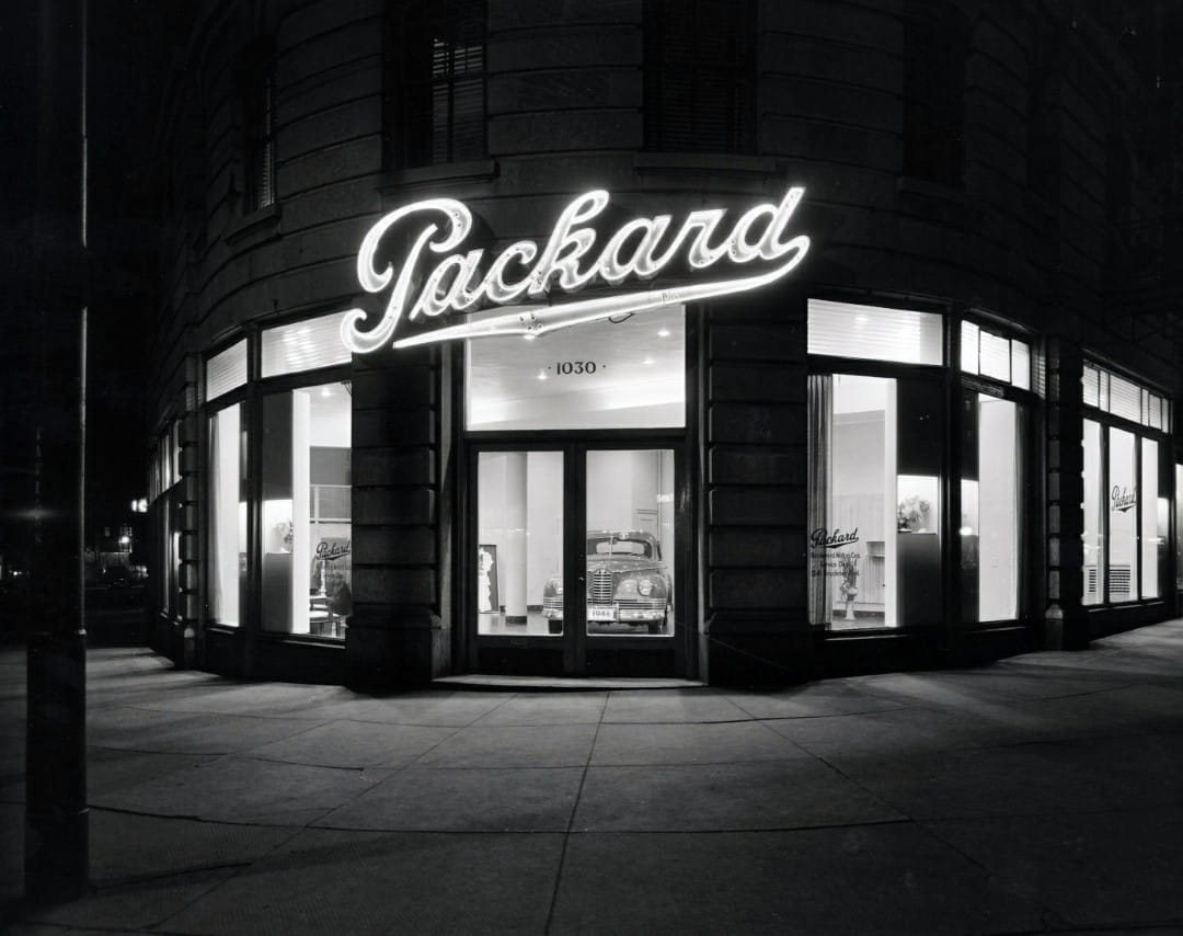 Vintage Dealers: Packard Dealers In The ’40s-’50s — Snapshots & Promo Shots Screenshot 20231108 150606