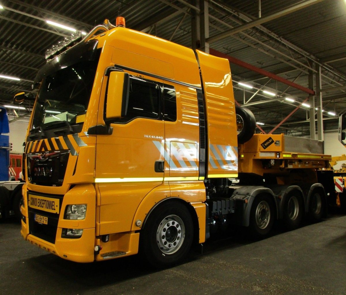 CC Global: Volvo, MAN, And Broshuis - Behemoths Protected From The Elements 5 Versteijnen - MAN TGX 41.640 - Broshuis - 1
