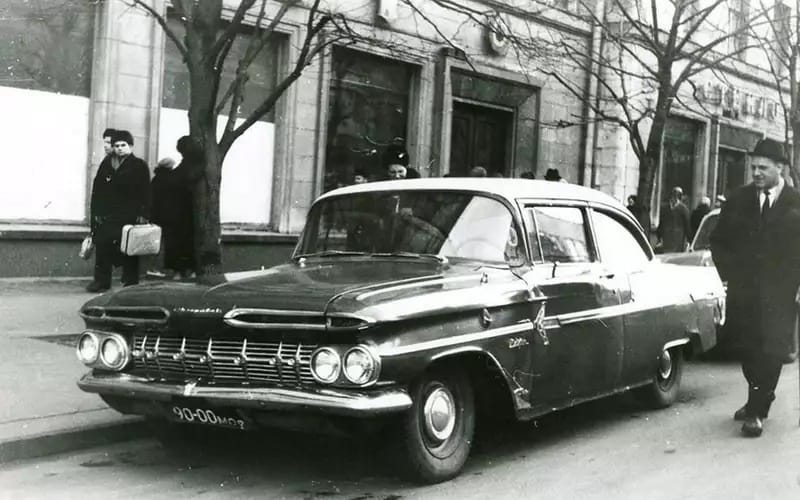 This remarkable old photo from the USSR was posted in a comment by Big Beat. It shows a 1955 Chevy sedan that was updated with ’59 Chevy front clip. These [&hellip;]