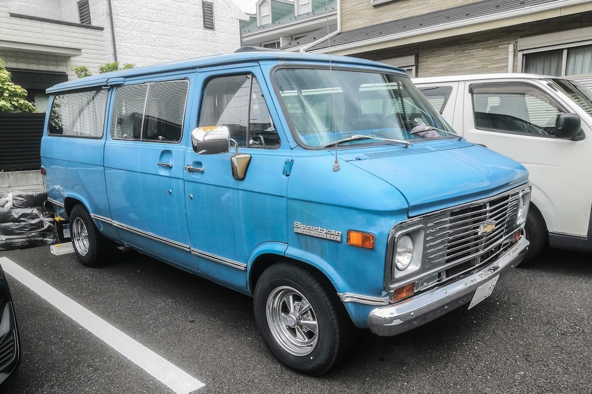 This is going to be a van week, CCompadres. We’re going cubic, we’re going blue collar, we’re going slow. Issues of prime import will include load capacity, twinned rear tyres [&hellip;]