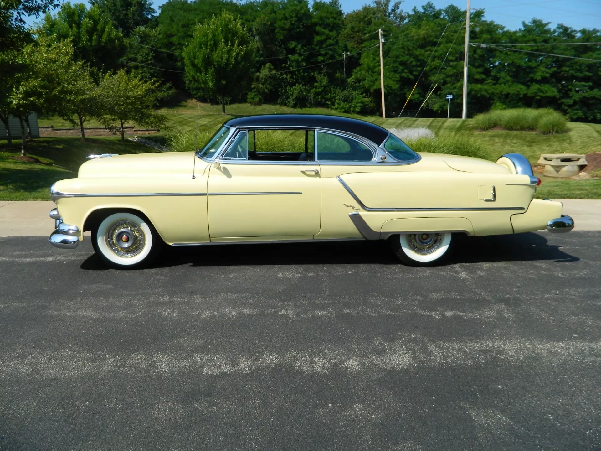 Automotive History: 1949–1970 Oldsmobile Holiday Hardtop – A Holiday In Lansing (With Apologies To Irving Berlin) 8 Long side view of a Canto Cream 1953 Oldsmobile 98 Holiday Coupe with Continental kit