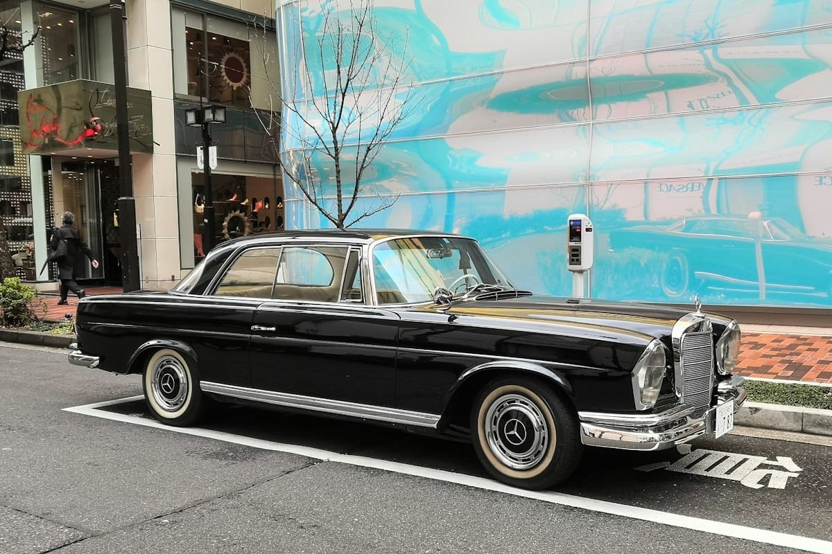 …I don’t think much needs to be said about the W111 coupé that hasn’t been said by others. So I’m going to let the pictures do most of the talking [&hellip;]
