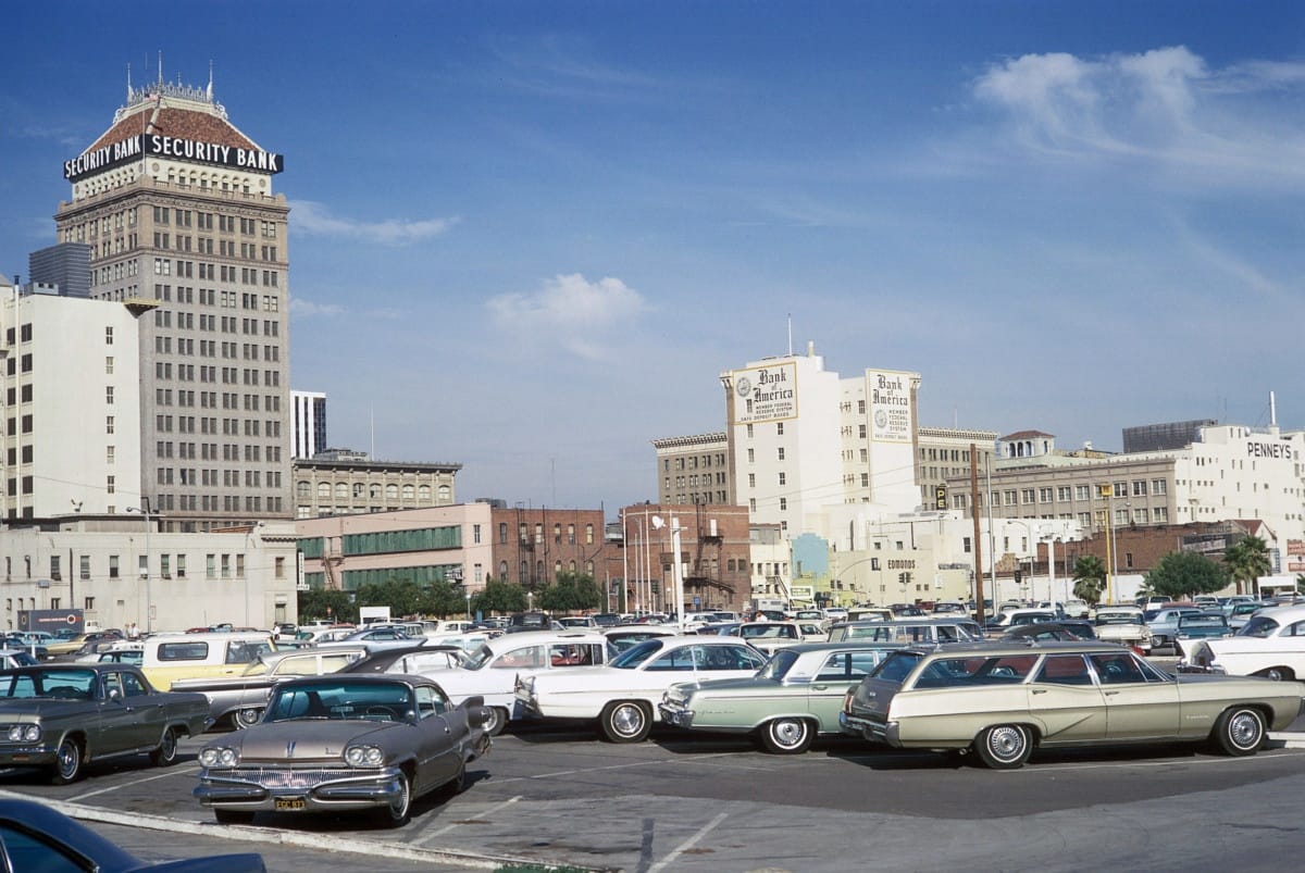 Vintage Snapshots: Parking Lots In The ’60s & ’70s LOKlrFmkaHg