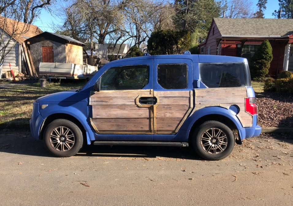 I was paying attention to my driving—for a change—when Stephanie said: “Oh, look at that cute woodie Element”. At first it didn’t quite register; I thought maybe she was talking [&hellip;]