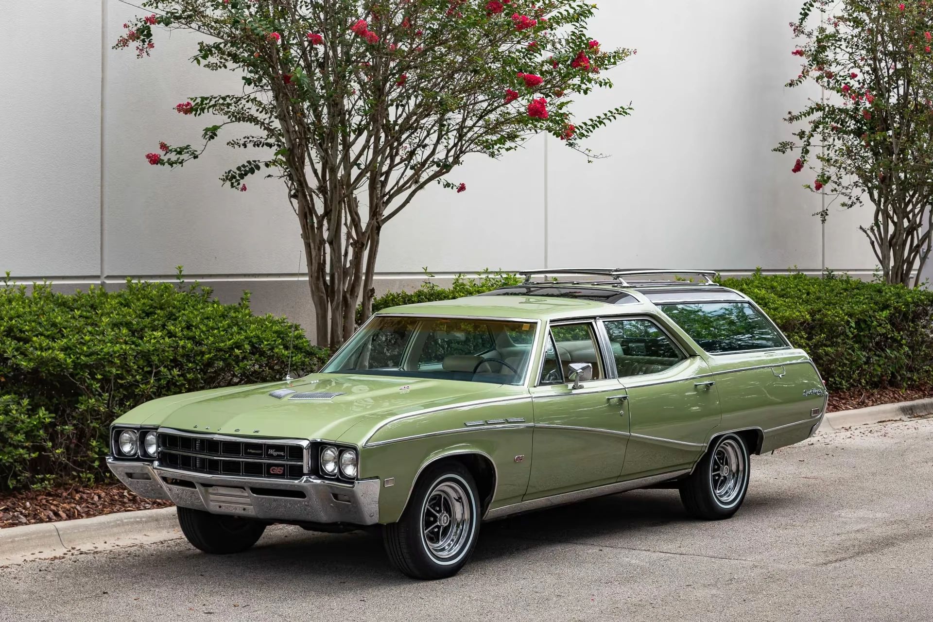 &nbsp; High-performance luxury cars are often described “businessman’s hot rods,” presumptively aimed at affluent middle-aged men who demand performance as well as panache. But what about affluent suburban soccer moms [&hellip;]