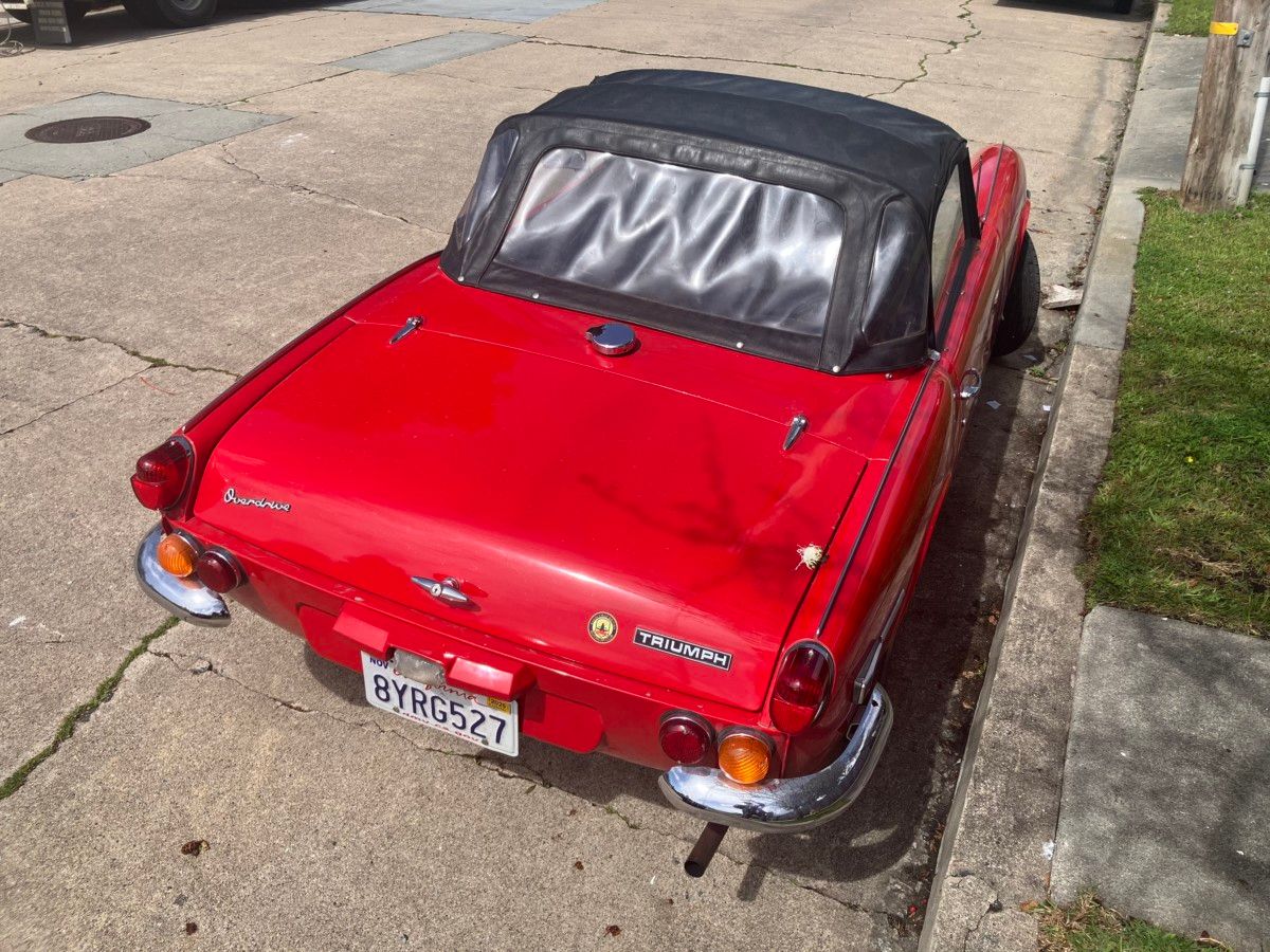 Curbside Finds – A Variety Of Shapes, Sizes And Colors On The Streets Of Santa Cruz 4 IMG 1146