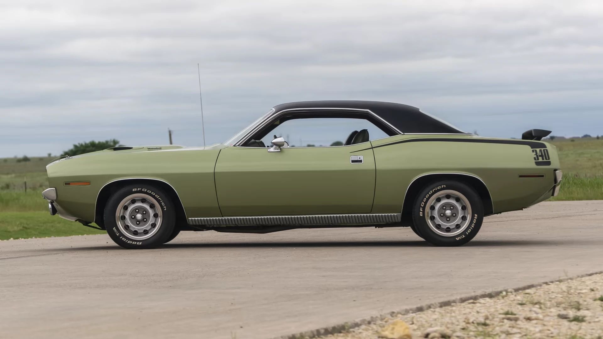 &nbsp; Since April 1964, Chrysler-Plymouth Division had been trying and mostly failing to compete with the popular Ford Mustang with two generations of the Plymouth Barracuda, a solidly engineered sporty [&hellip;]