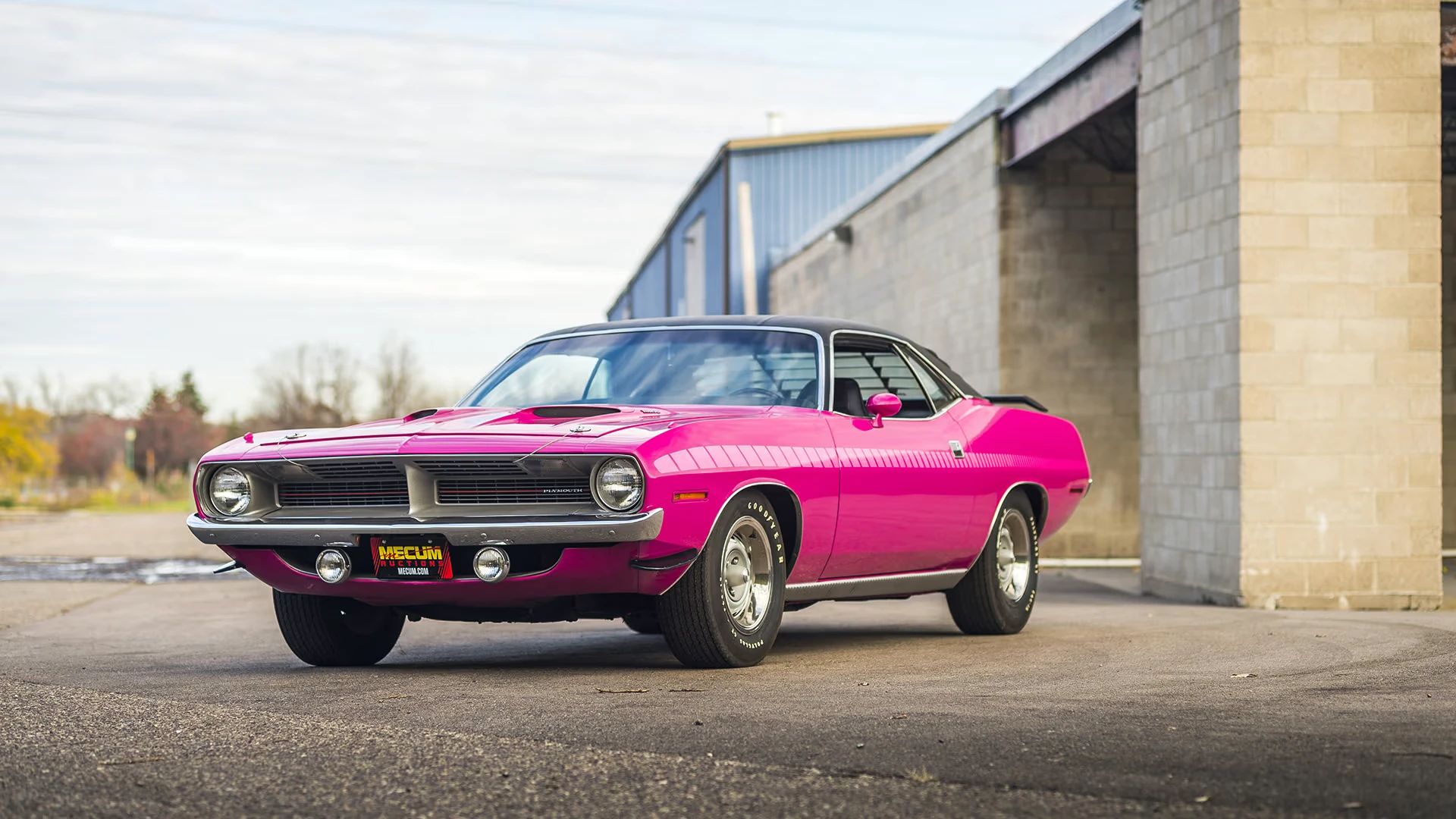 &nbsp; For a recent Vintage Review post on the 1970 Plymouth ‘Cuda 340, I actually found a different set of photos of the same model in a different, louder, and [&hellip;]