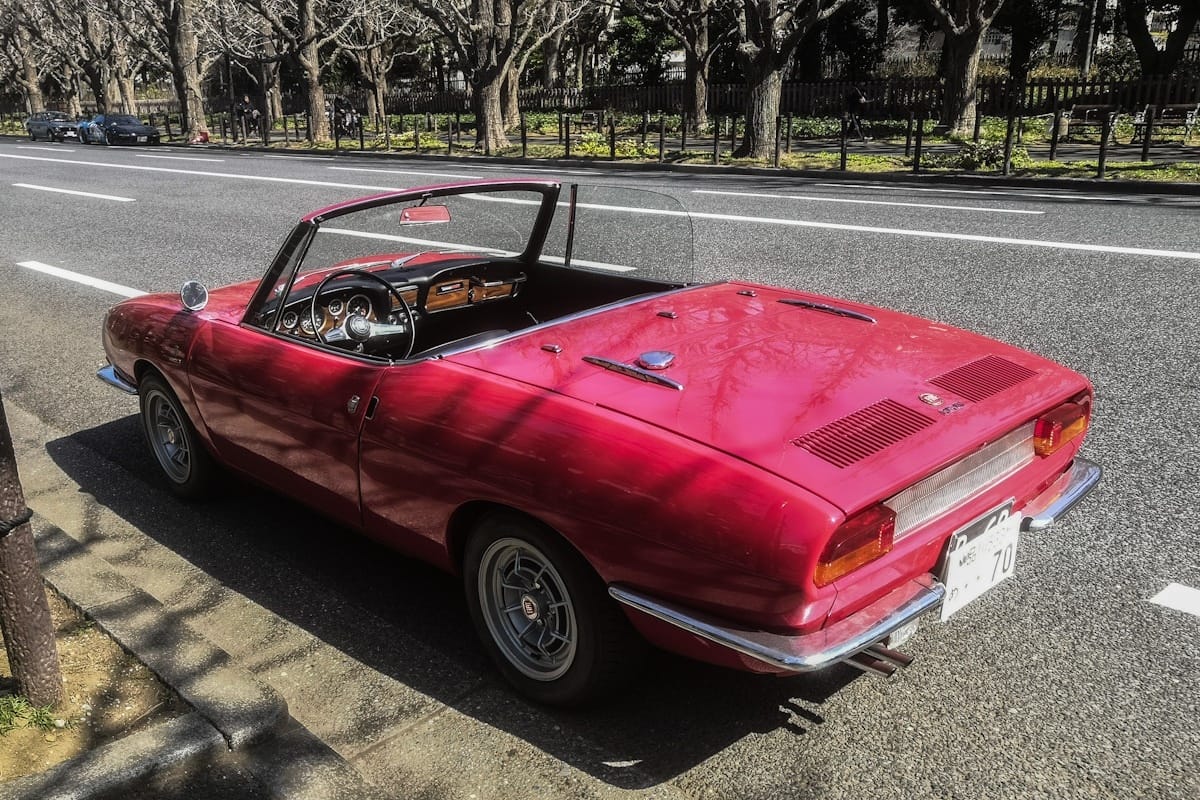 We had a whole month of ‘60s in March, yet nothing from Italy? For shame! Let’s remedy that with two weeks of the loveliest cars of that blessed decades. Though [&hellip;]