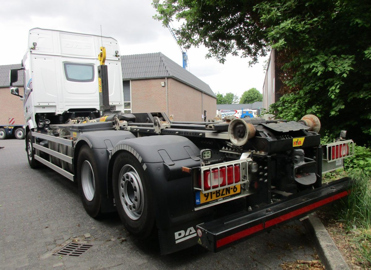 Kuijpers Metaalrecycling - DAF XF 530 FAN hooklift truck - 4