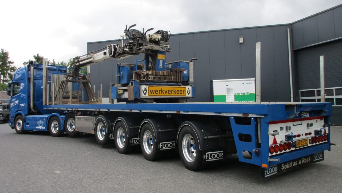 Van Limpt - Scania R660 XT 6x2 tractor - Floor TZD.454 semi-trailer - 5