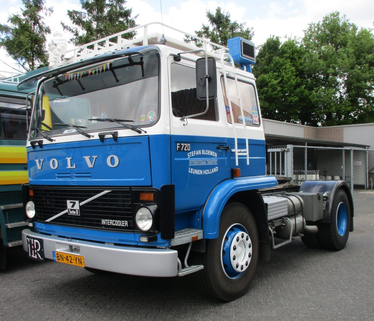 In the early seventies, truck makers DAF, Magirus-Deutz, Saviem, and Volvo joined forces to develop a new tilt cab for their light and medium-duty vehicles. The all-steel ‘Club of Four’ [&hellip;]