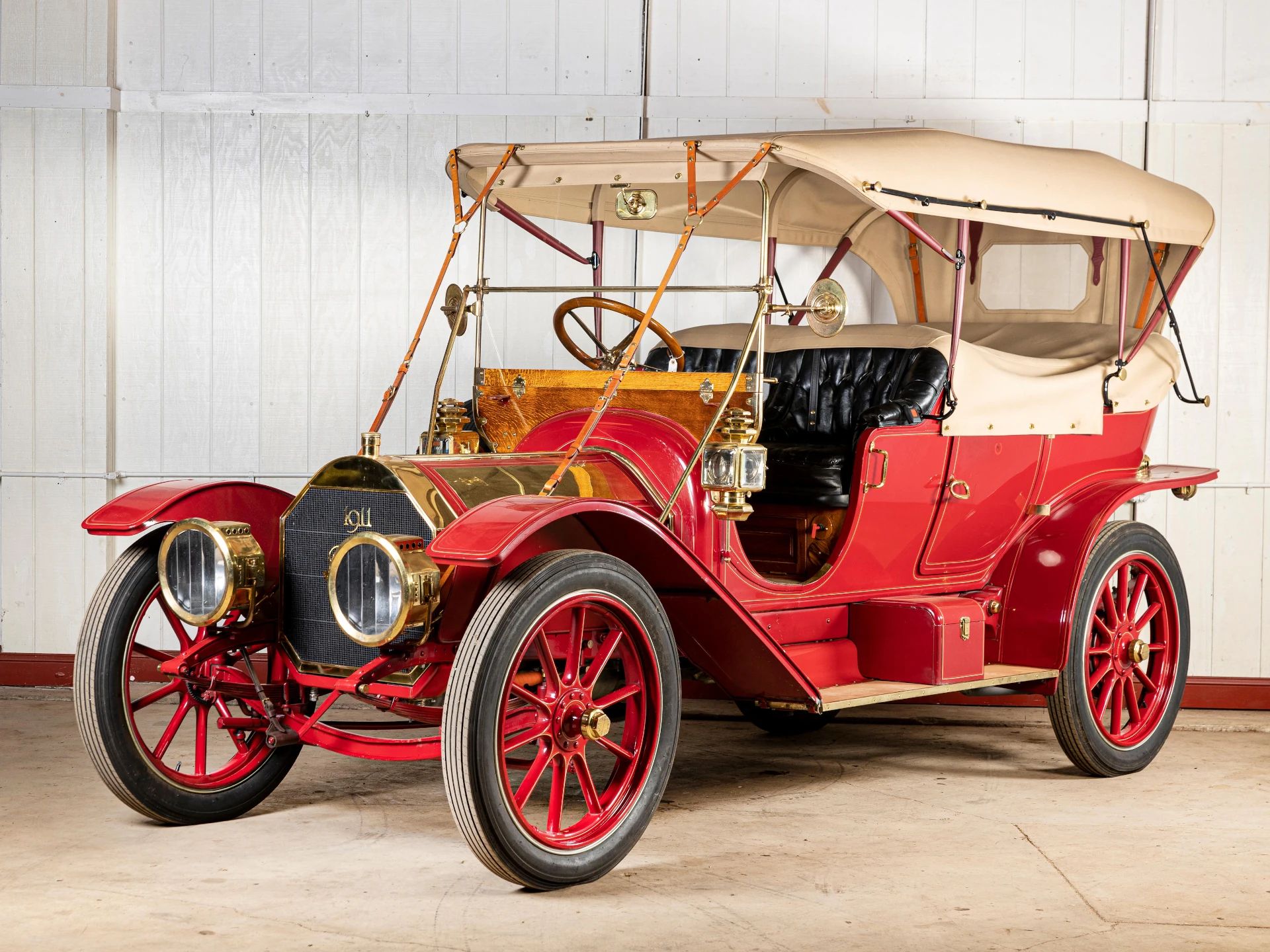 1929 Synchro-Mesh Transmission: How An Engineer From Oregon Took The Clash Out of Shifting Gears 3 Front 3q view of a red 1911 Pierce-Arrow touring car with the top up