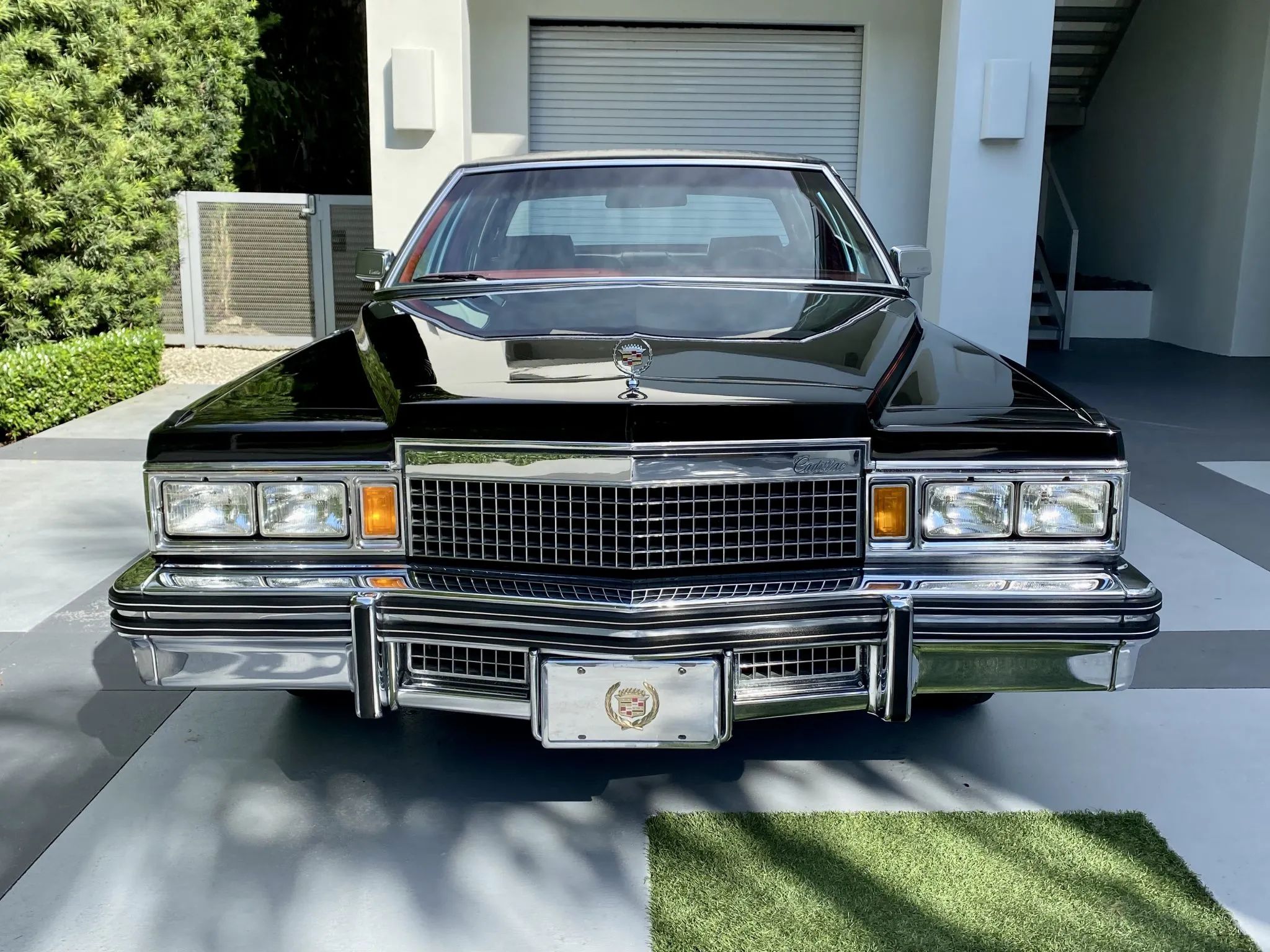 Decade De Ville: Cadillac's Bestselling '70s De Villes 17 Front view of a black 1979 Cadillac Sedan de Ville