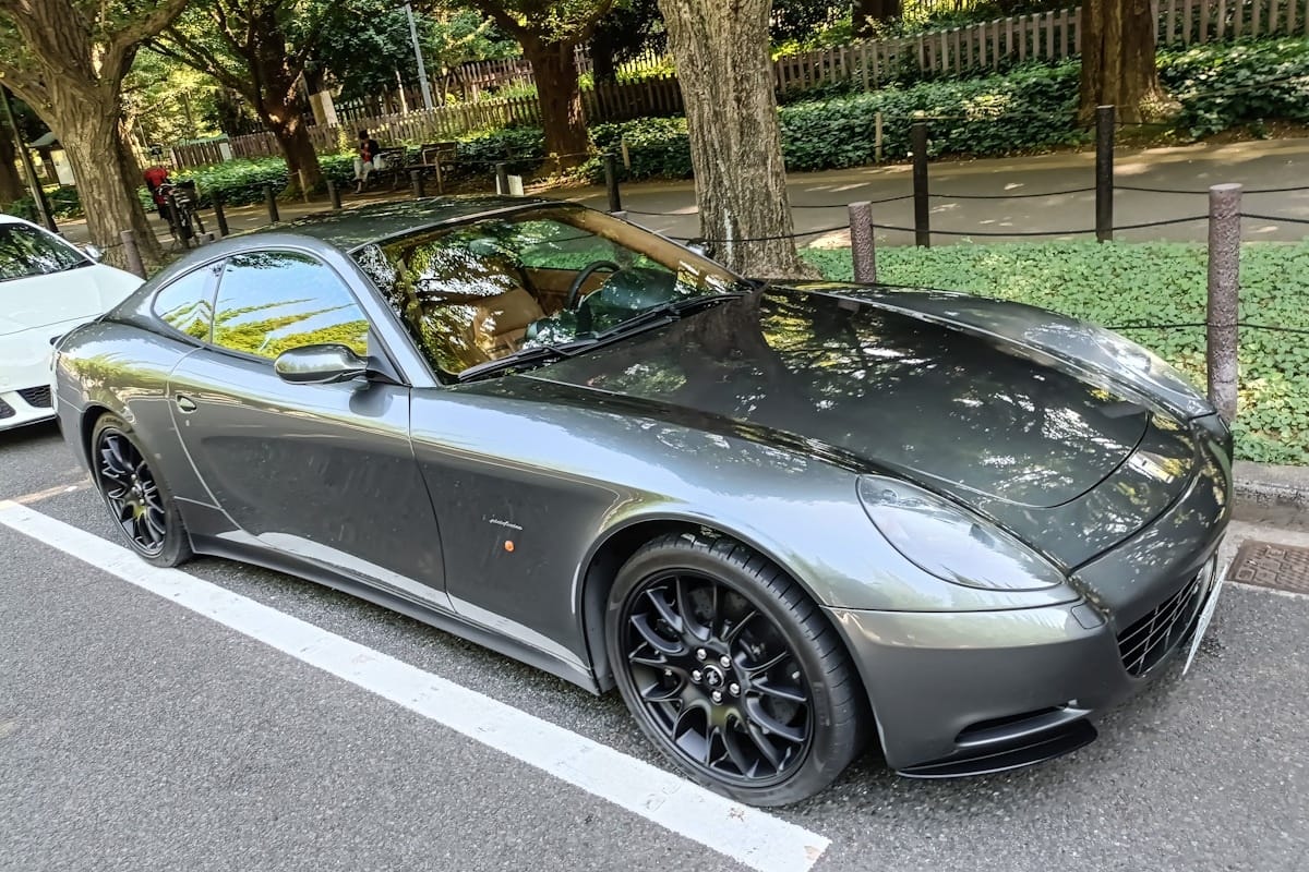Let’s stipulate a couple of things from the get-go: I’m no Ferrarista, and most modern cars – by which I mean most designs made from 1980 onwards – fail to [&hellip;]