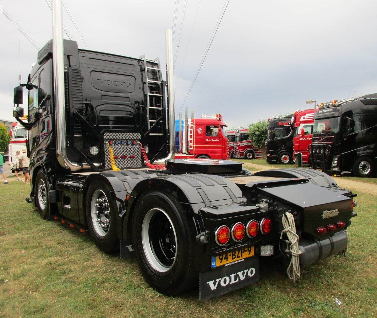 Huibers Transport - Volvo FH 6x2/4 tractor - 2