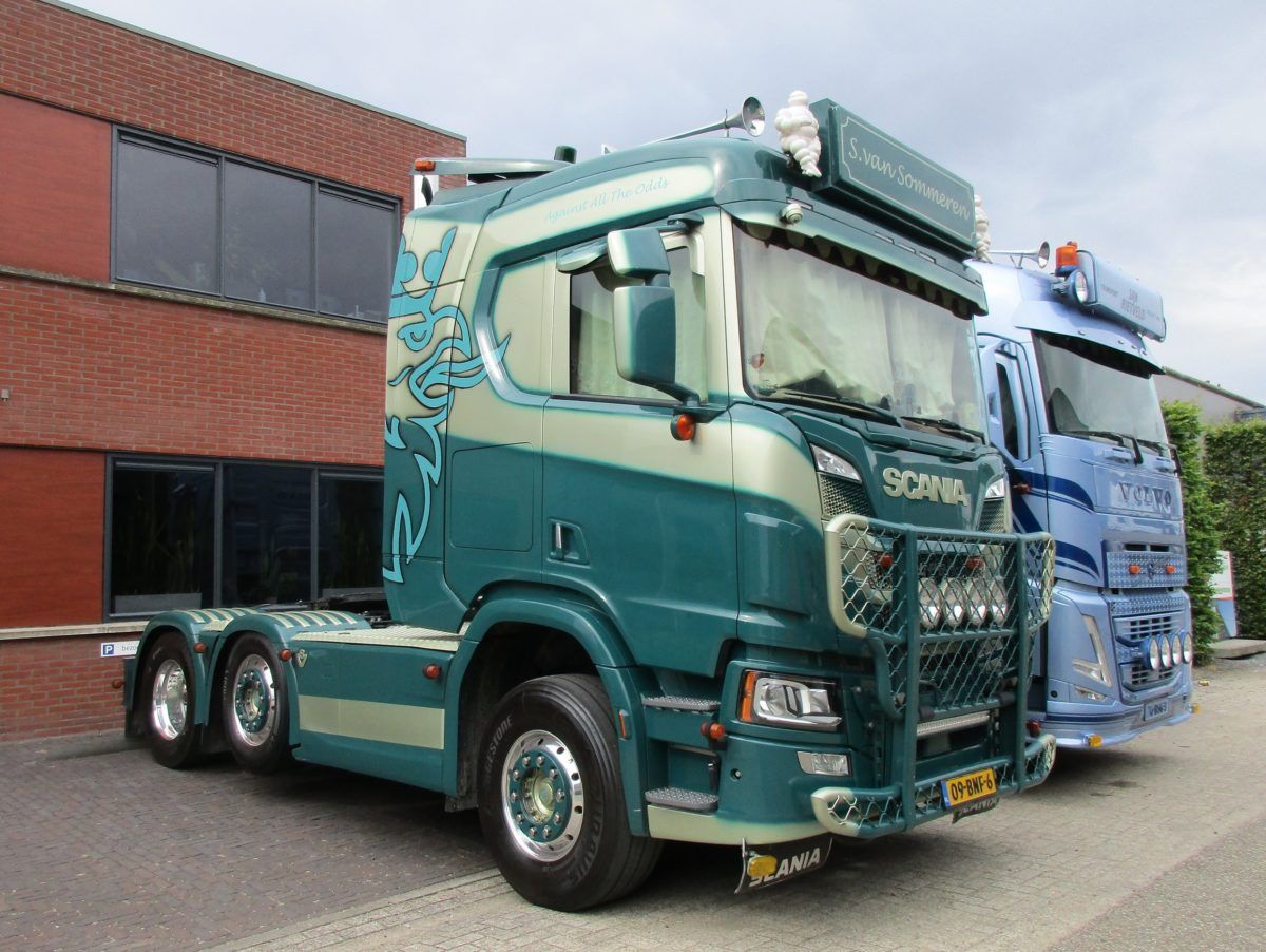 Van Sommeren - Scania R520 V8 6x2/4 tractor - 1