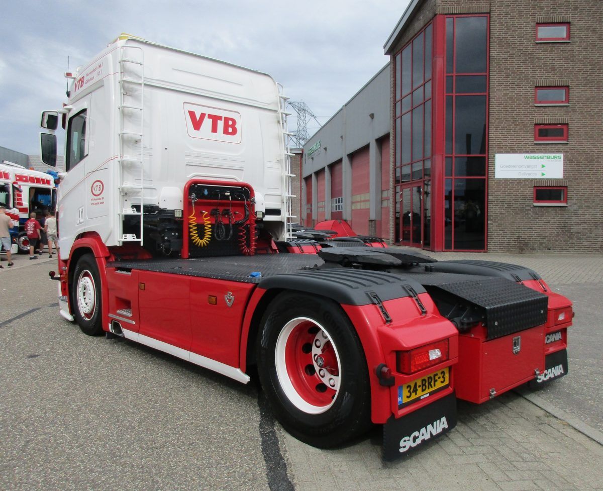 VTB - Scania R520 V8 4x2 tractor - 2