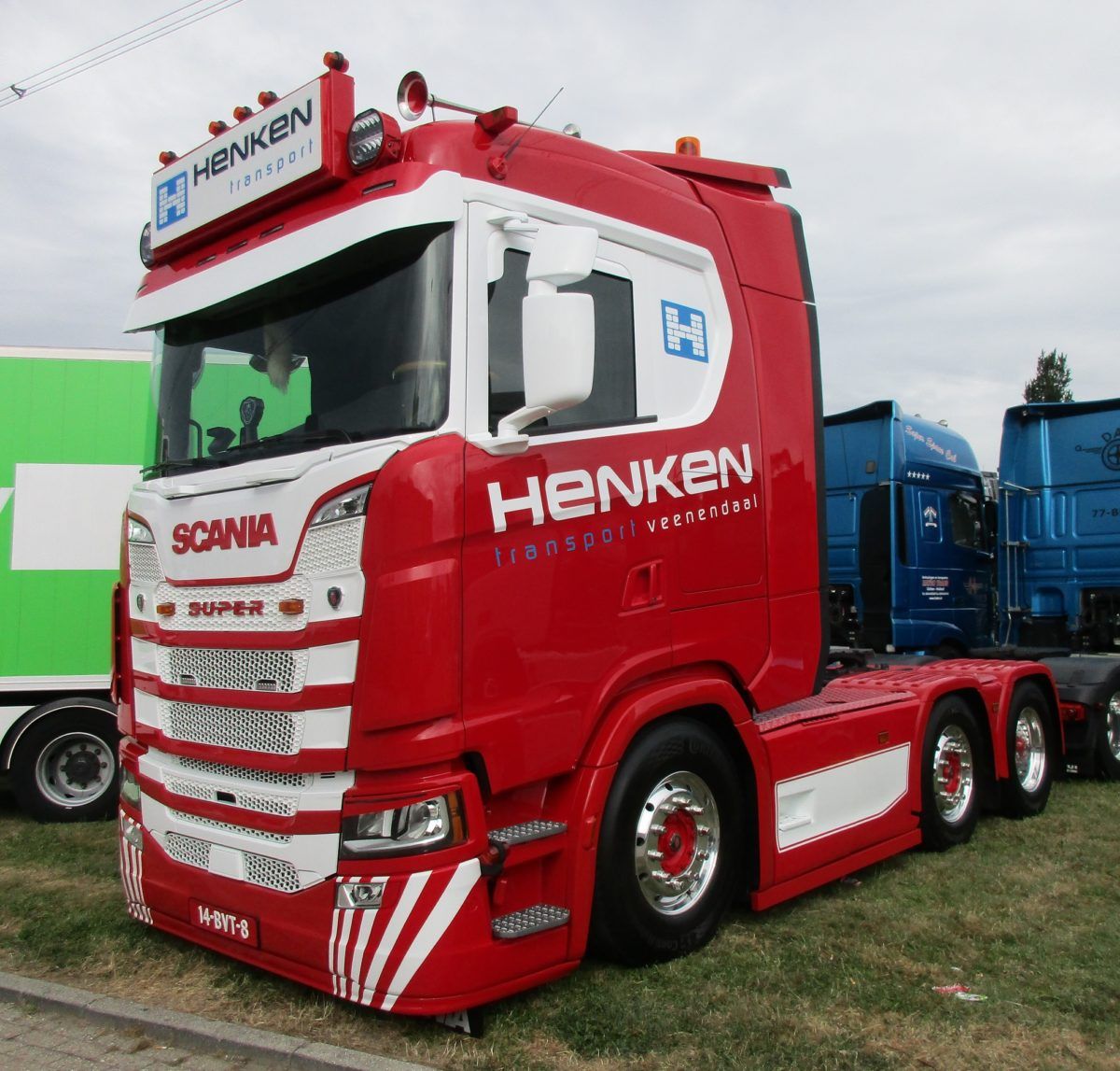 Henken - Scania S500 6x2/4 tractor