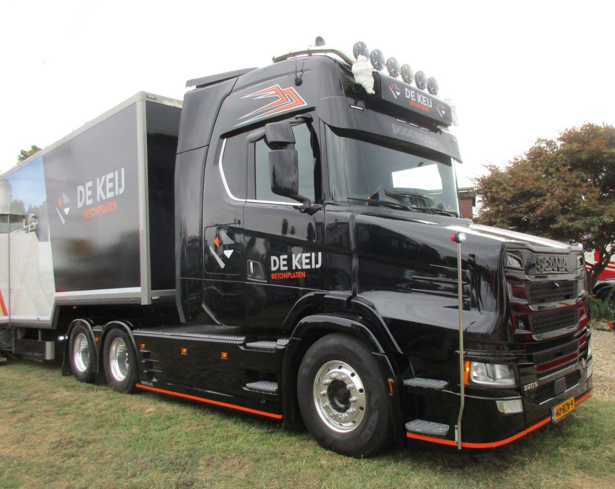 De Keij - Scania Torpedo 520 ST V8 6x2 tractor - 1