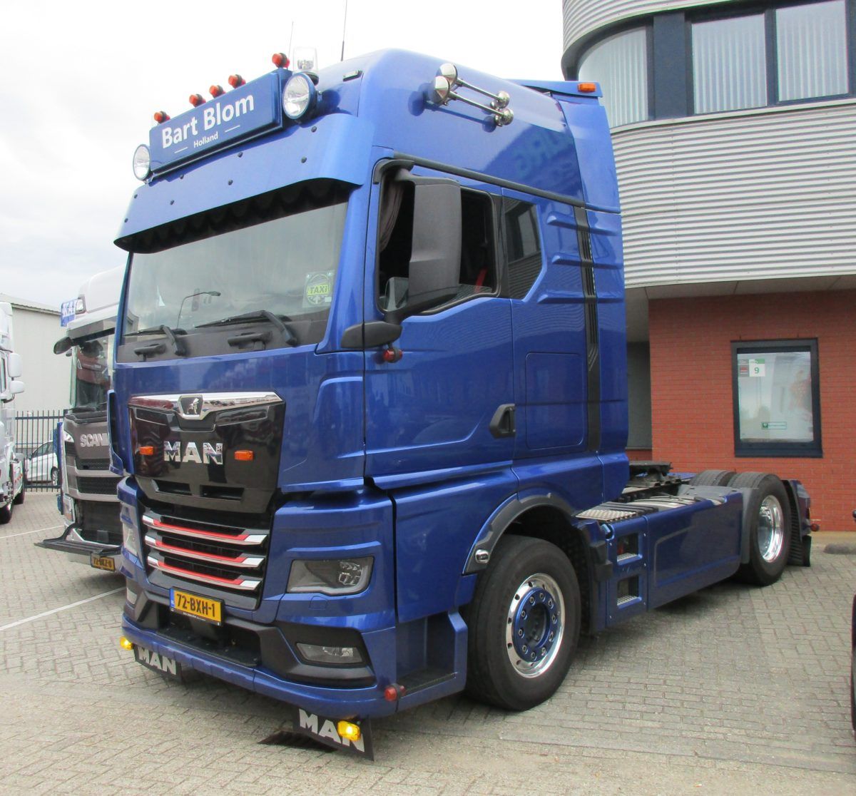 Bart Blom - MAN TGX 4x2 tractor
