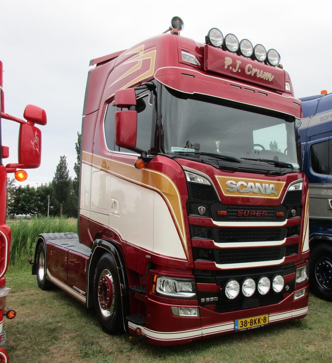 Crum - Scania S650 V8 4x2 tractor