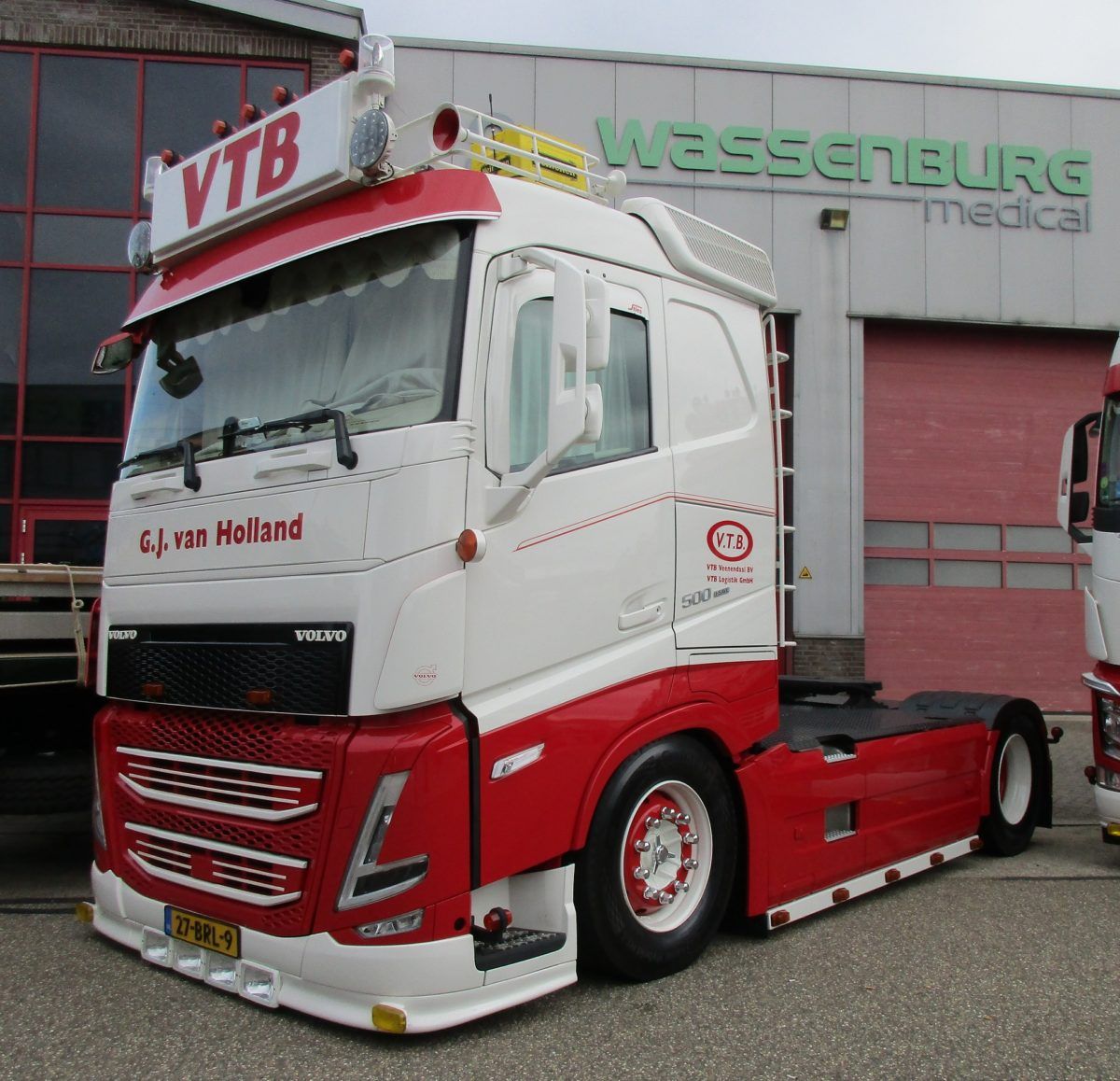 VTB - Van Holland - Volvo FH 4x2 tractor