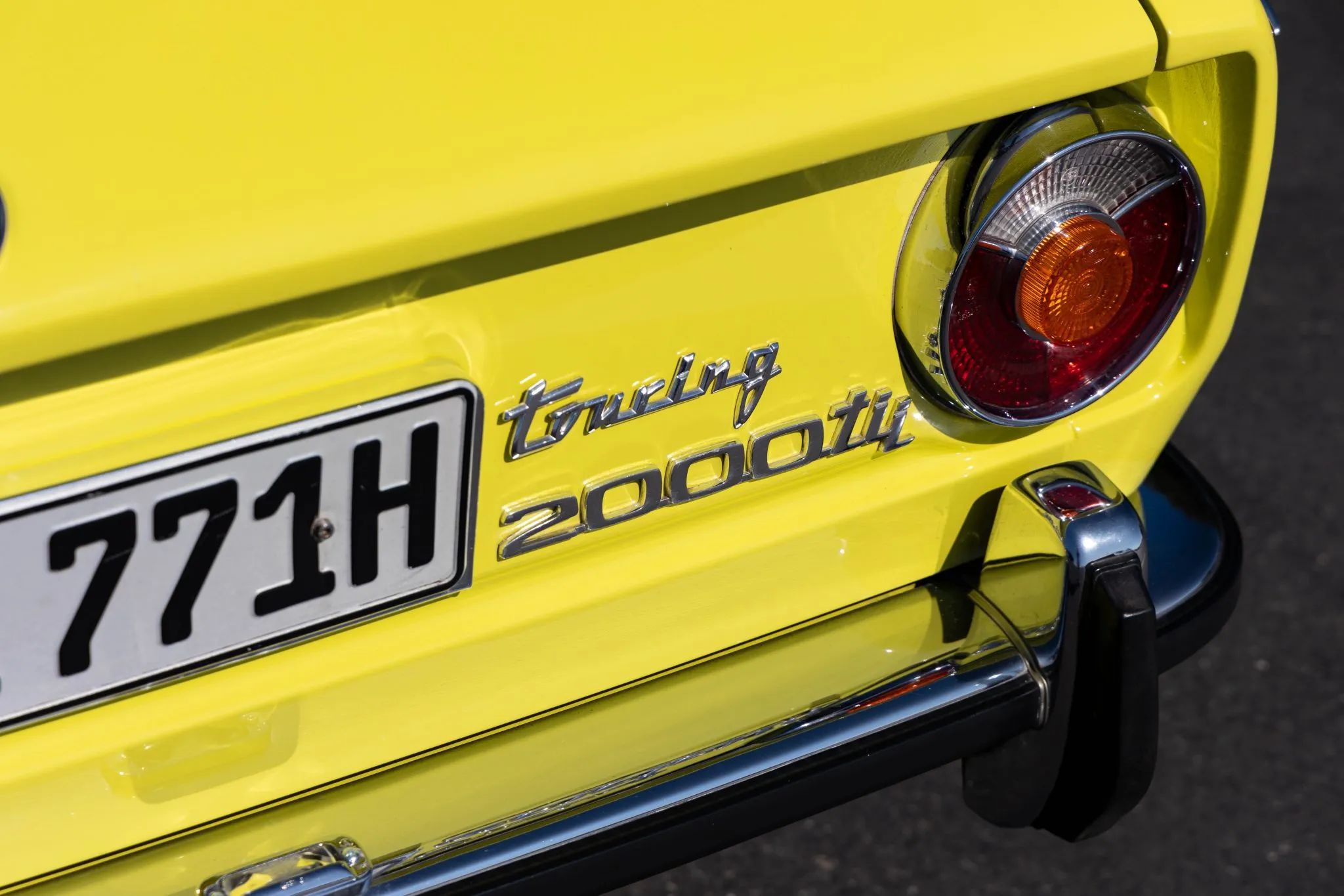 1972 BMW 2000 Touring – Rare BMW 2002 Hatchback Version, Never Sold In The U.S. 18 Tail badge of a yellow 1971 BMW 2000 tii Touring