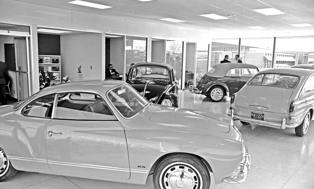 Step Back In Time To A VW Dealer's Early Days In 1966 4 Captura de pantalla 2025 04 13 19.22.47