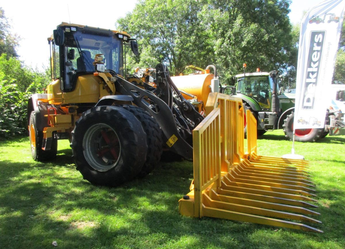 CC Global: 2024 And 2025 Harvest Days - Agro-Modernities And Their Supporters 16 Dekkers - Volvo L90H wheel loader - 1