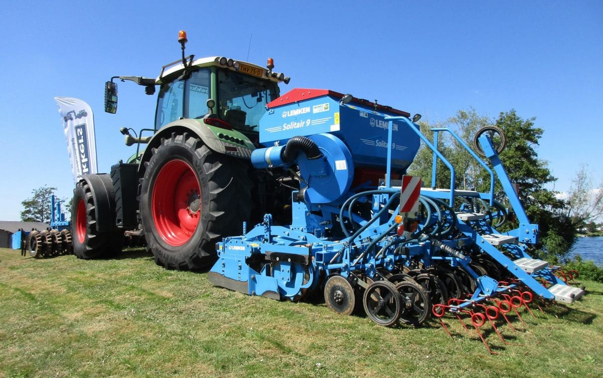 CC Global: 2024 And 2025 Harvest Days - Agro-Modernities And Their Supporters 6 Dekkers - Fendt 722 Vario - GRS seed bed combination - Lemken seed drill - 3