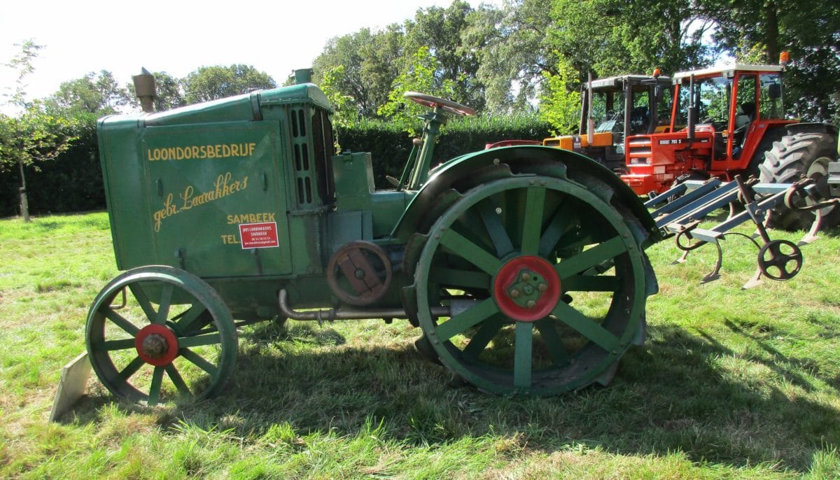 1926 Renault PE tractor - 2