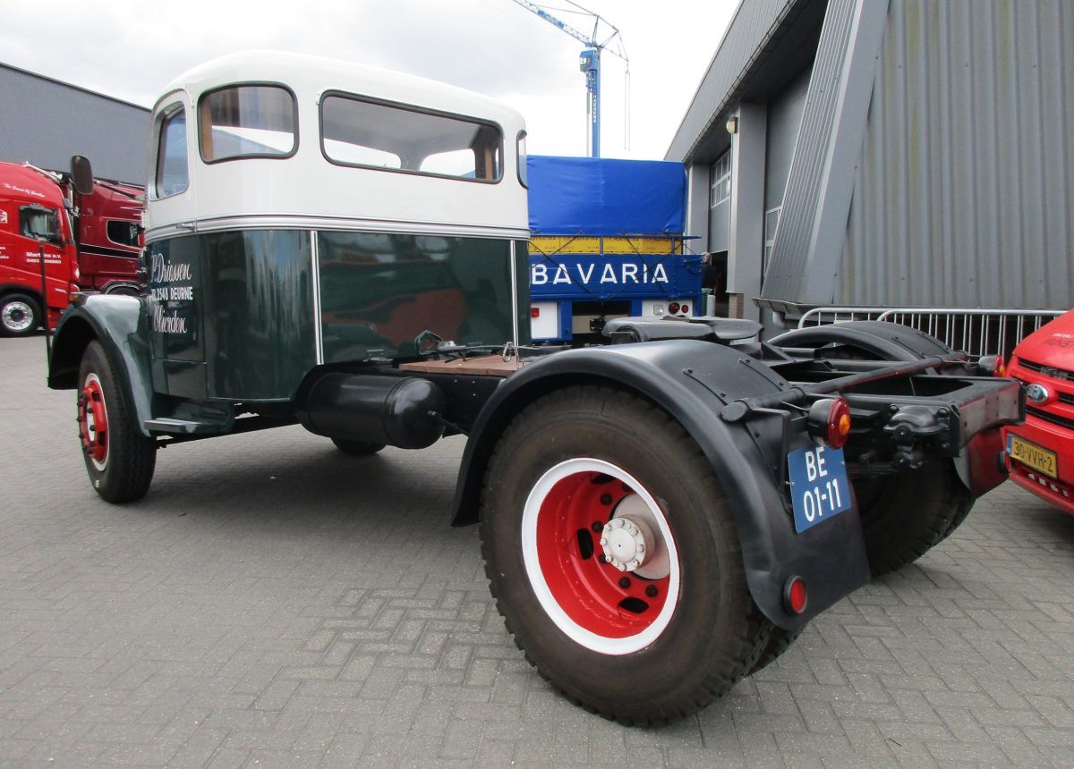 Driessen - 1954 Scania-Vabis 4x2 tractor - 3