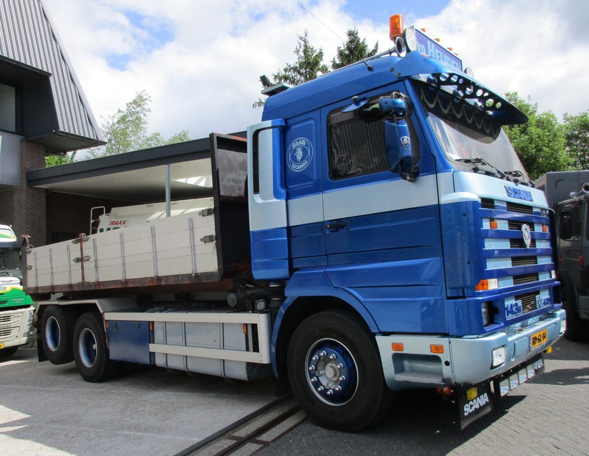 Truck Show Outtake: 1995 Scania R143H-420 V8 Streamline 6x2 - What Truckers Wanted 9 V.d Heijden - 1995 Scania R143H-420 V8 Streamline 6x2 truck - 2