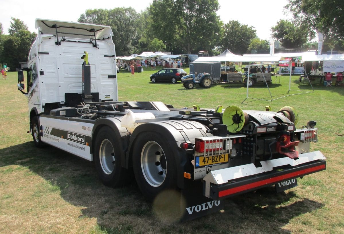 CC Global: 2024 And 2025 Harvest Days - Agro-Modernities And Their Supporters 27 Dekkers - Volvo FM Electric 6x2 hooklift truck - 3