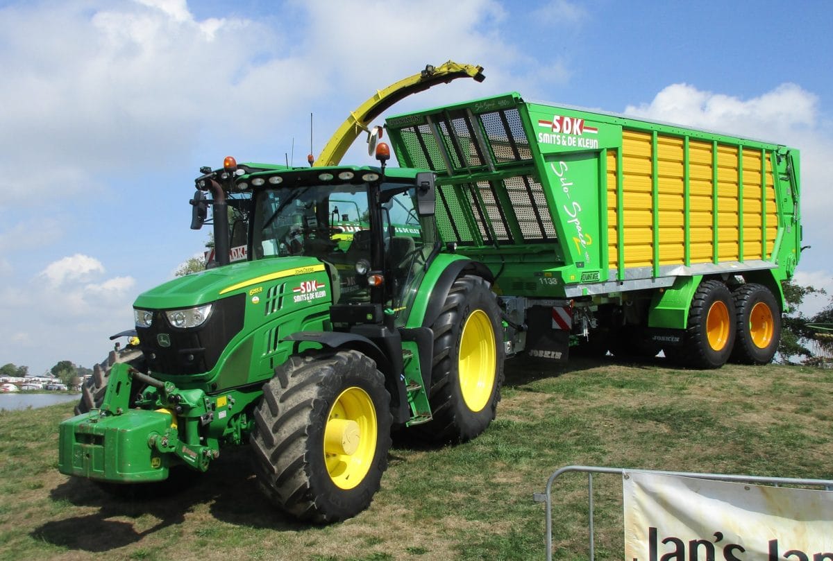 CC Global: 2024 And 2025 Harvest Days - Agro-Modernities And Their Supporters 11 SDK - John Deere 6155R - Joskin silage wagon - 1