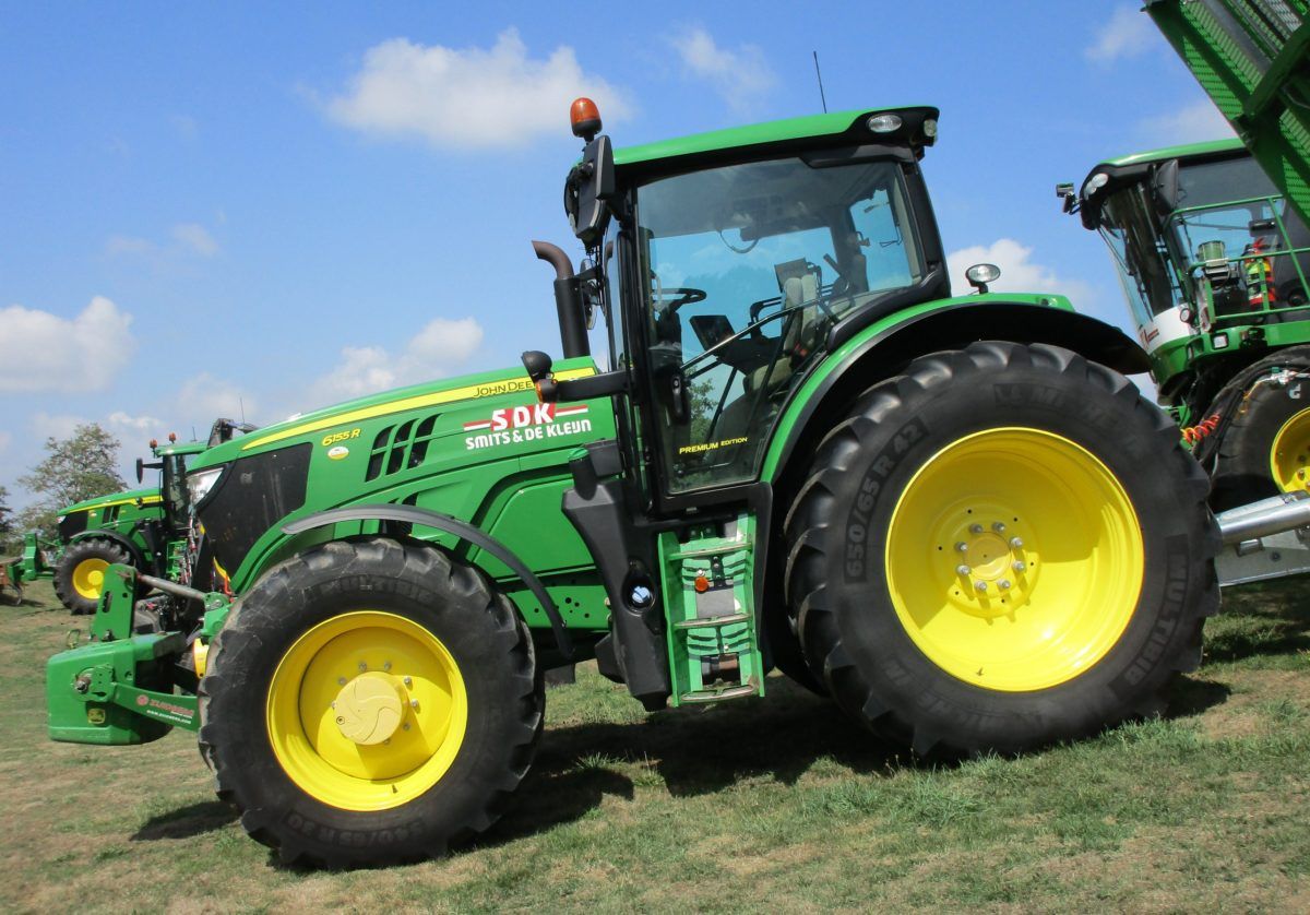 CC Global: 2024 And 2025 Harvest Days - Agro-Modernities And Their Supporters 12 SDK - John Deere 6155R - Joskin silage wagon - 2