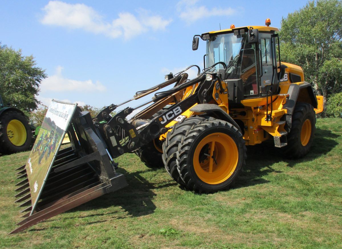 CC Global: 2024 And 2025 Harvest Days - Agro-Modernities And Their Supporters 18 Van den Berg - JCB 427 wheel loader - 1