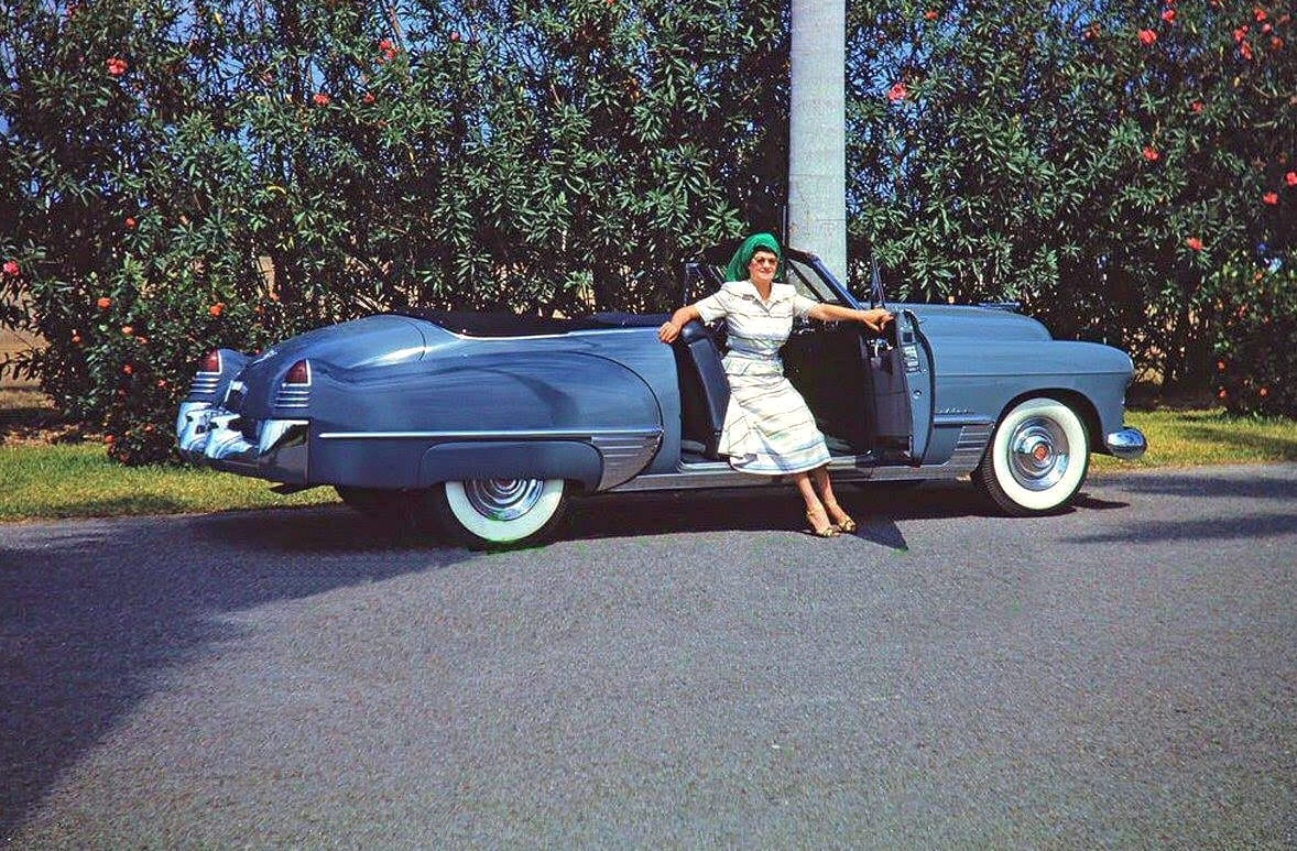 When Cadillac Ruled The Road: A Gallery Of '50s & '60s Elegance 5