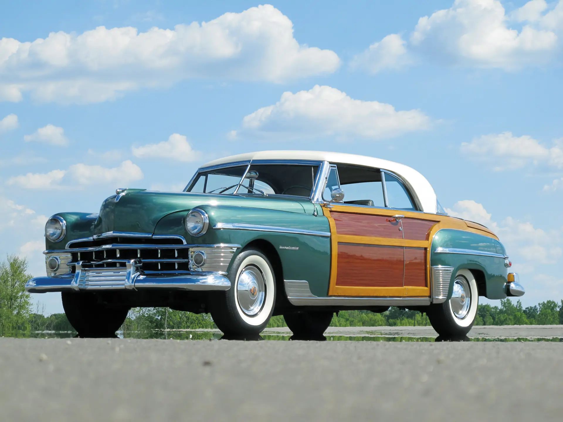 Chrysler's Unusual 1949–1955 Four-Wheel Disc Brakes: A Very Different Kind of Disc 5 Front 3q view of a Gulf Green 1950 Chrysler Town & Country Newport two-door hardtop with wood doors and a white roof
