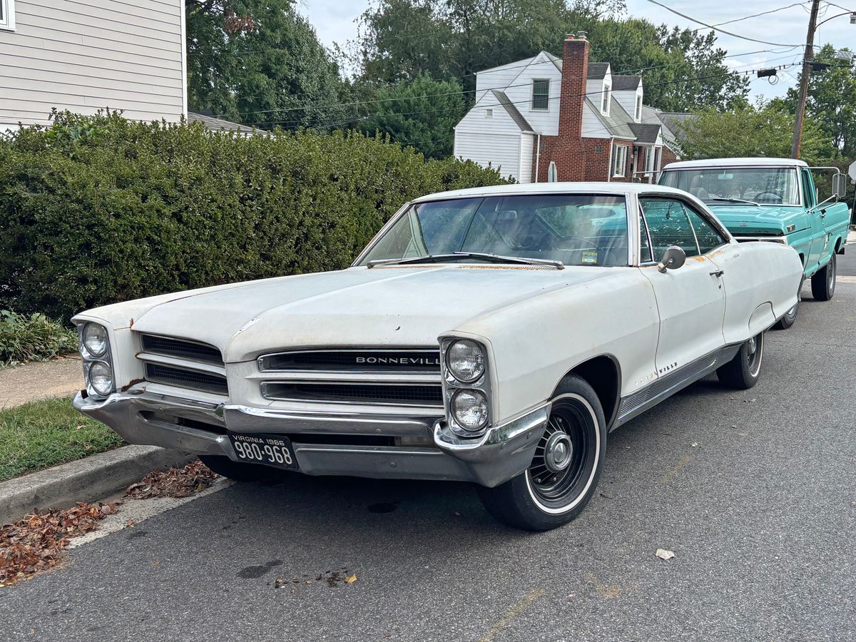 1966 Pontiac Bonneville And 1969 Ford F250: An Unlikely Pair of Time Travelers – Suddenly It's 1969! 7 1966 Pontiac Bonneville left front