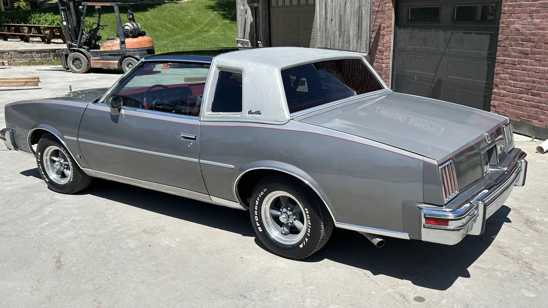 Vintage M/T Road Test: 1979 Pontiac Grand Prix SJ – Rare 4-Speed Manual In A Pontiac PLC Placeholder 21 Left rear 3q view of a two-tone silver and gray 1979 Pontiac Grand Prix with T-top roof