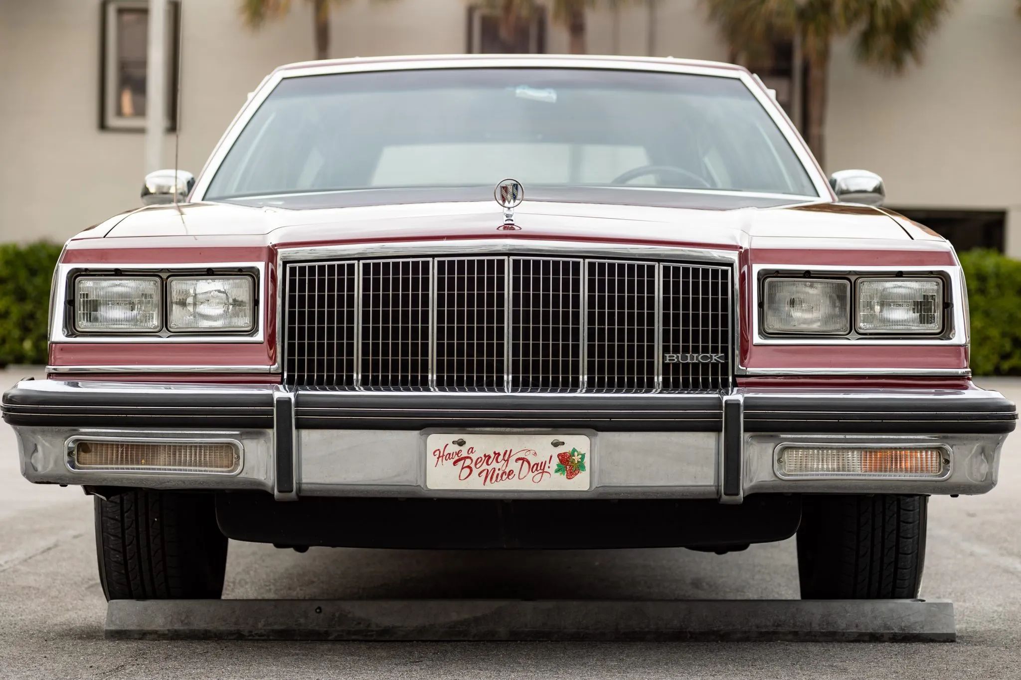 1990 Buick Estate Wagon: Luxurious Family Hauler The Old-Fashioned Way 18 Front view of a red 1990 Buick Estate Wagon