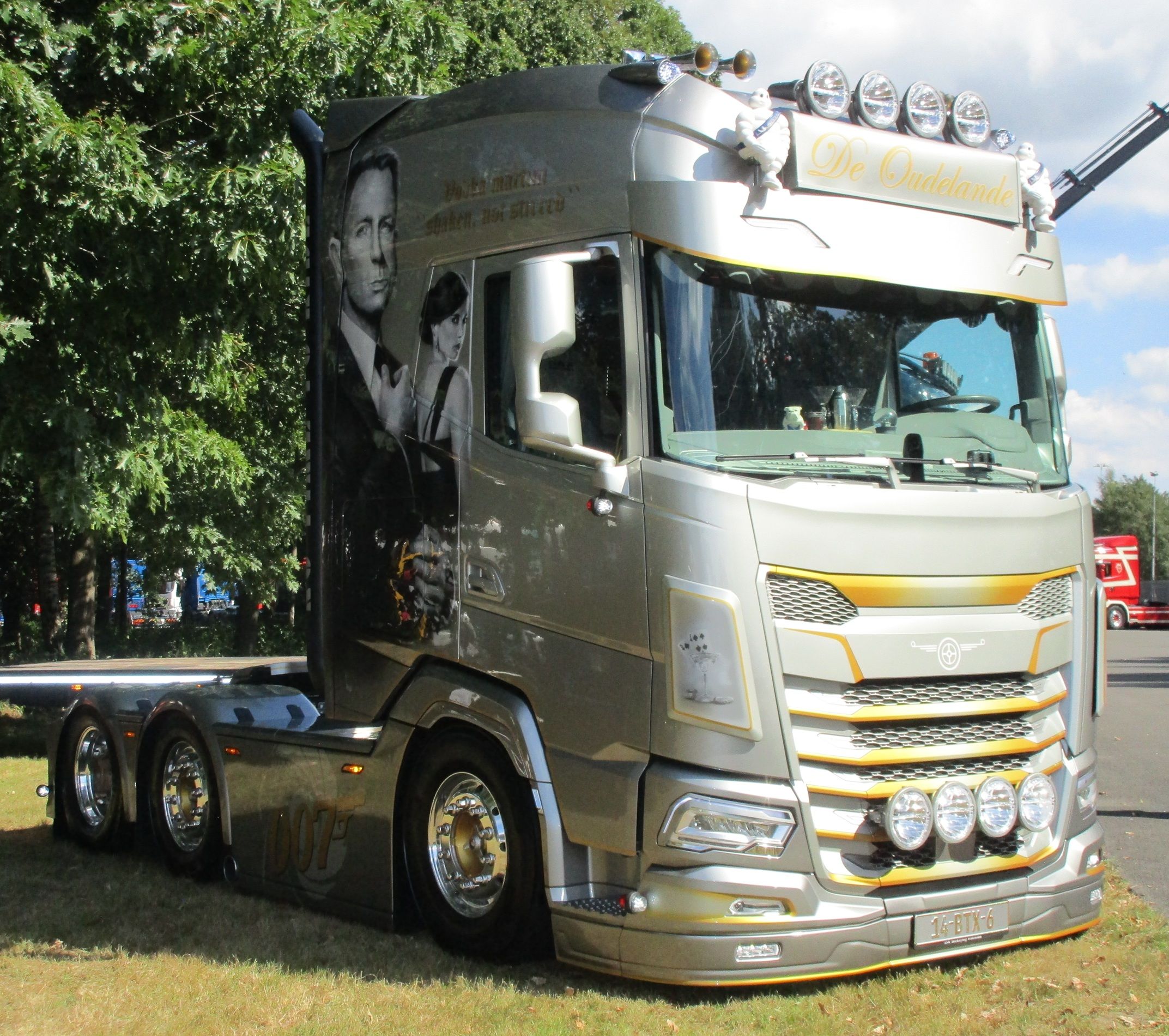 2023 DAF XG+ 530 FTG 6x2/4 Tractor – Fond Of Bond 2 De Oudelande - 2023 DAF XG+ 530 FTG 6x2/4 tractor - 2