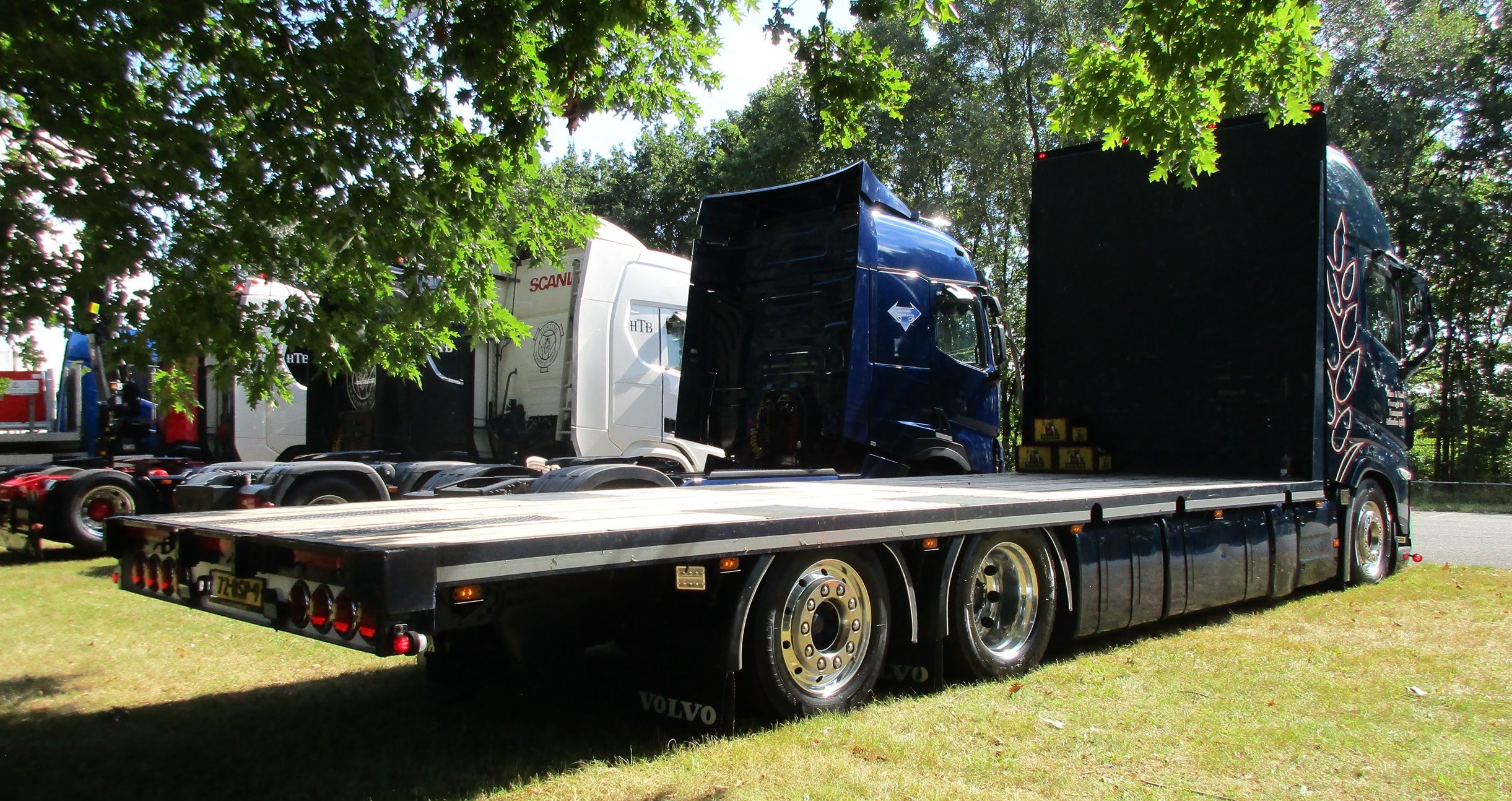 2022 Volvo FH 6x2*4 Flatbed Truck - Straw Boss 3 Maas & Waal Fourage en Transport - 2022 Volvo FH 6x2*4 flatbed truck - 3